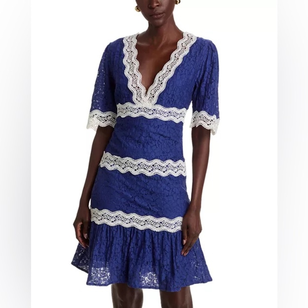 Area Stars Macy’s Alana Mini Dress Small Blue/White Lace